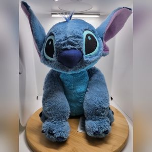 Oversized Disney Store Soft Stitch Plush